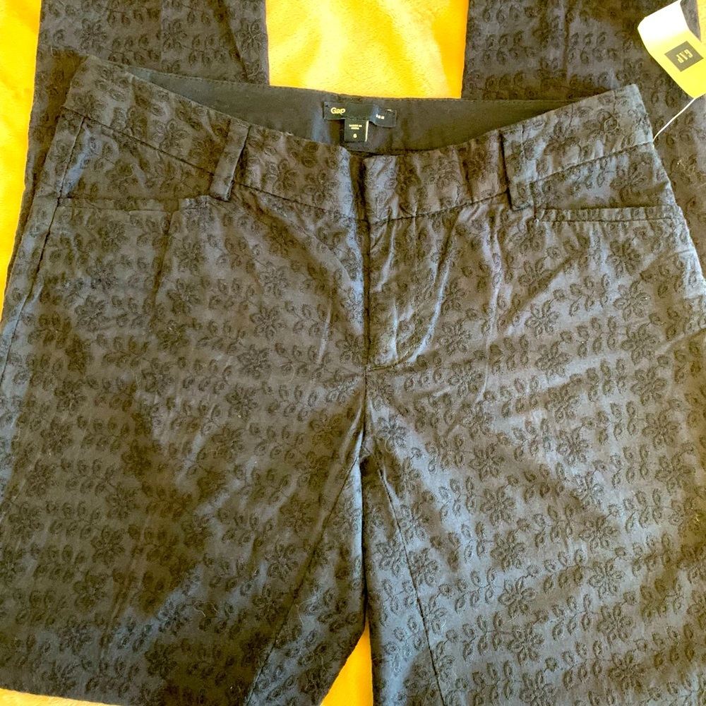 NWT Gap Navy Blue floral pattern pants size 6